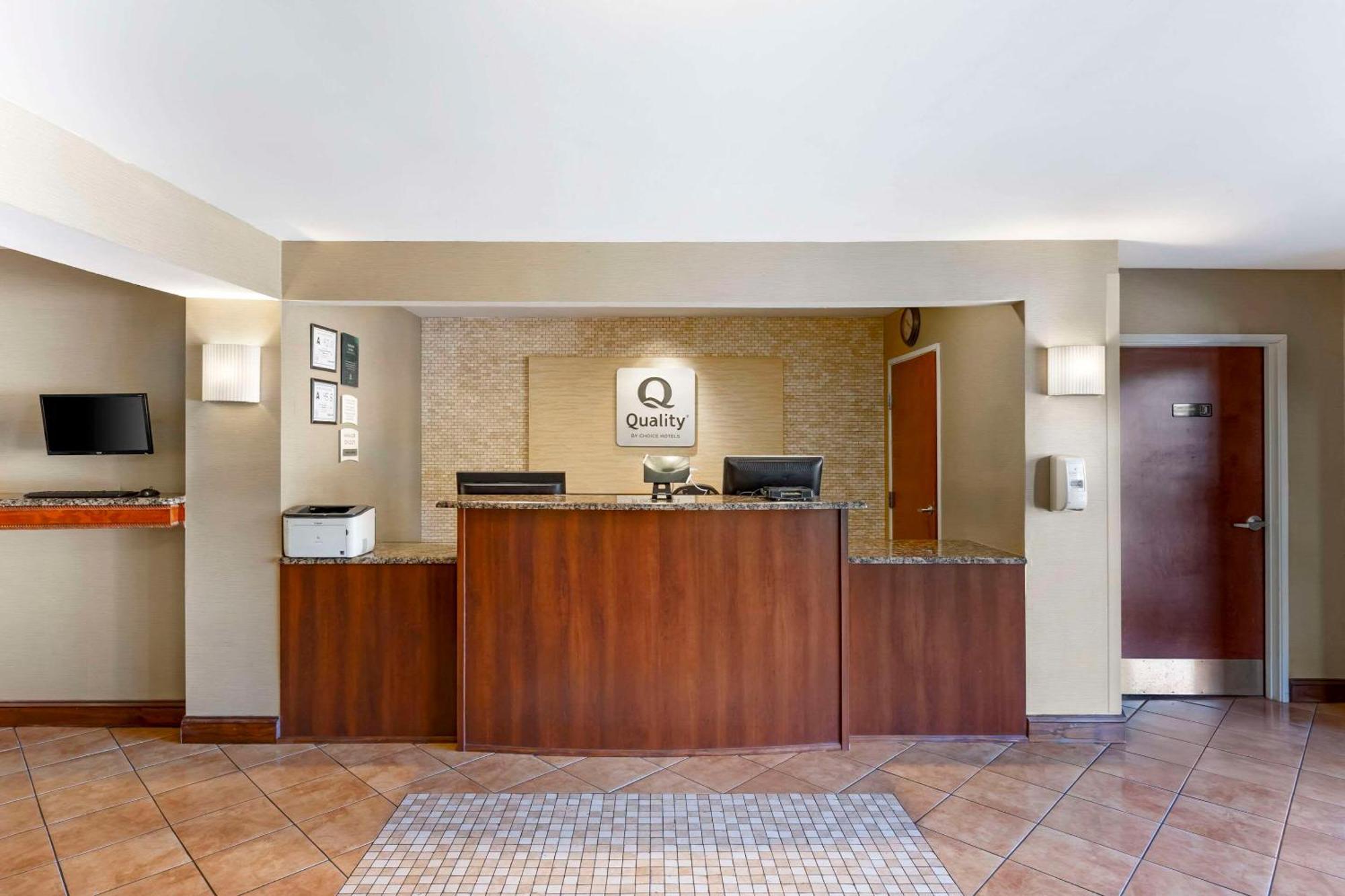 Quality Inn Raleigh Downtown Dış mekan fotoğraf