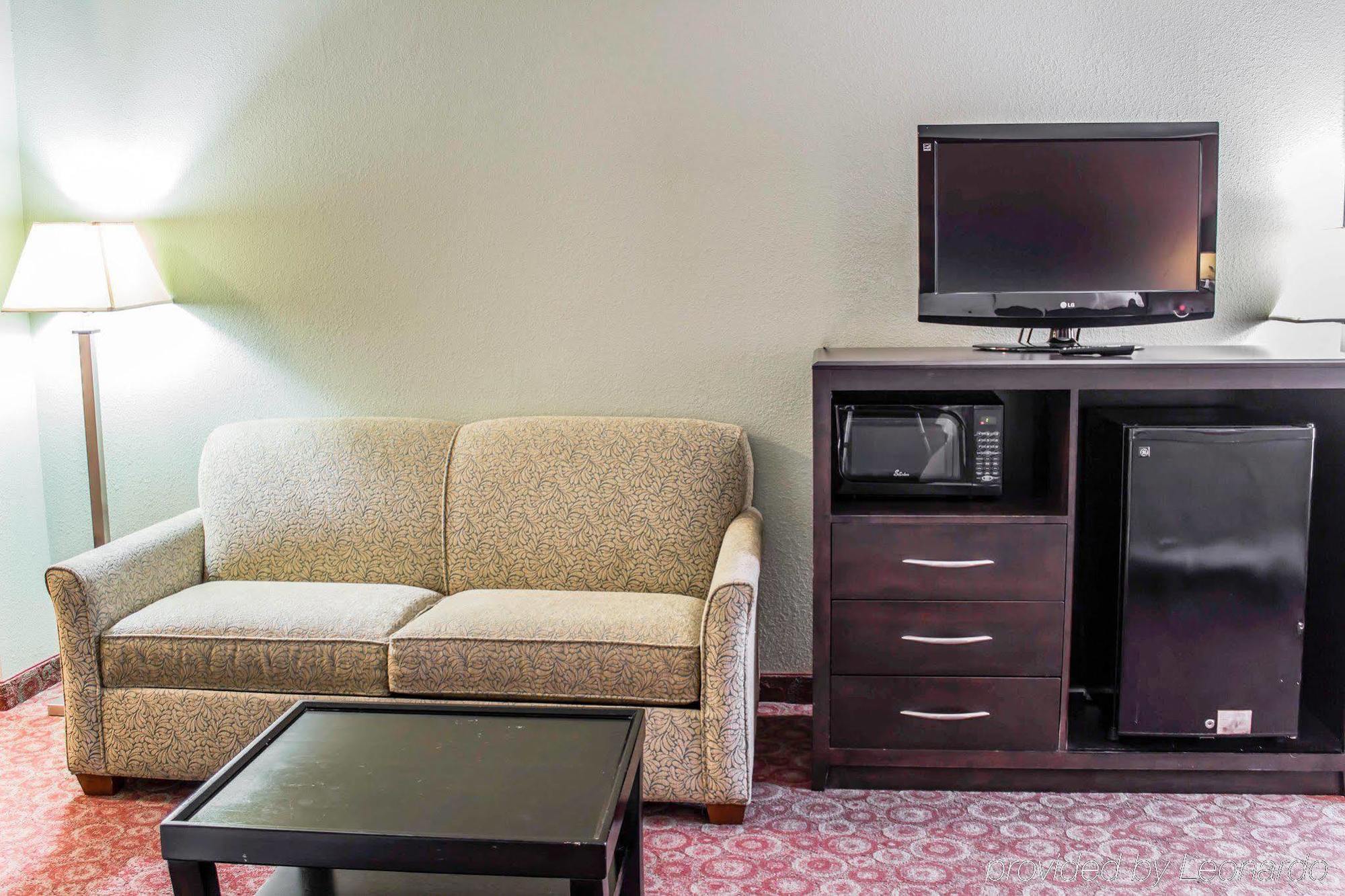Quality Inn Raleigh Downtown Dış mekan fotoğraf